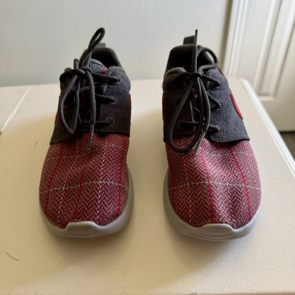 4334 Nike Kids Roshe One SE (PS) Sneakers Anthracite/Gym Red-Wol Size 3Y US